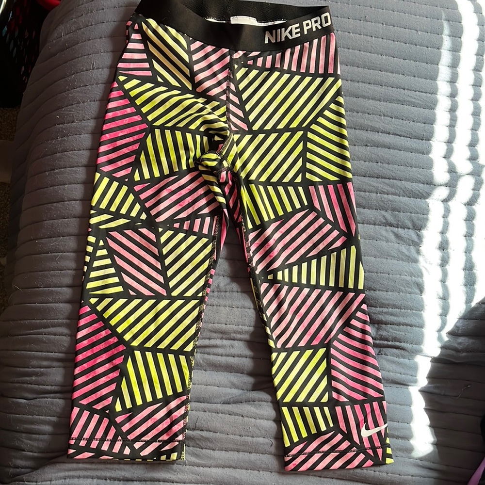 NEW WITHOUT TAGE Nike leggings